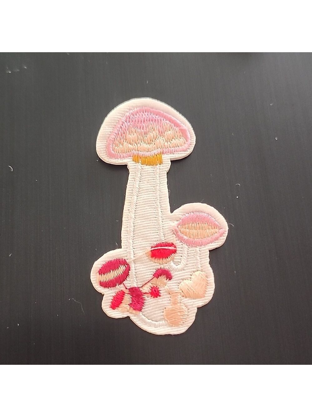 MUSHROOM HIPPIE EMBROIDERY IRON ON PATCH